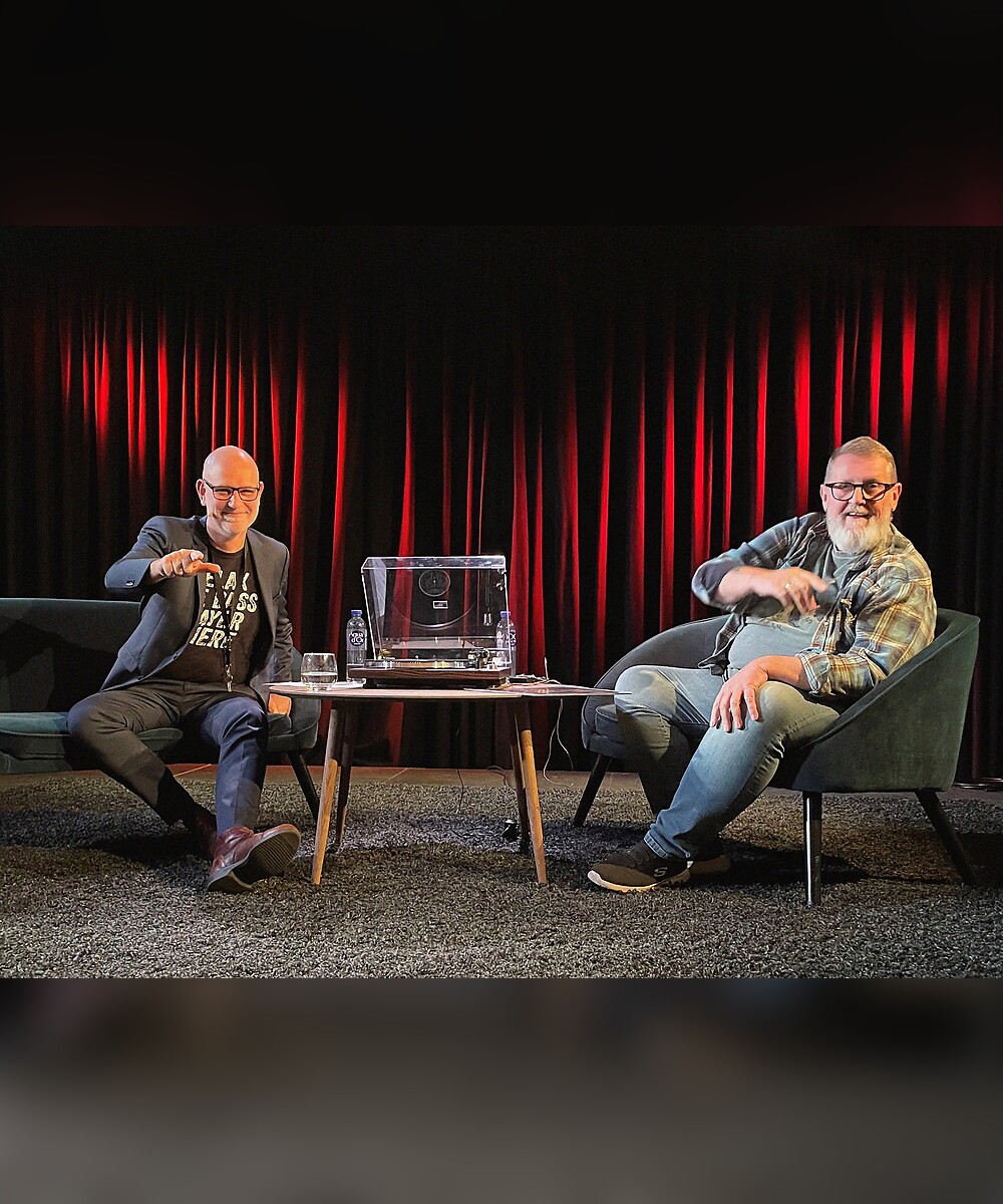 Morten Kjærgaard og Alex Nyborg Madsen på scenen